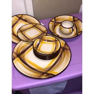 Verona vintage dinner wear